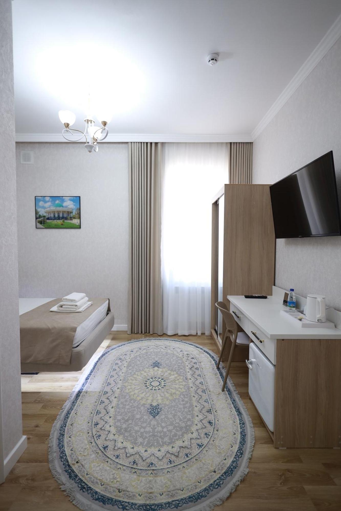 נוקוס Ideal Hotel מראה חיצוני תמונה