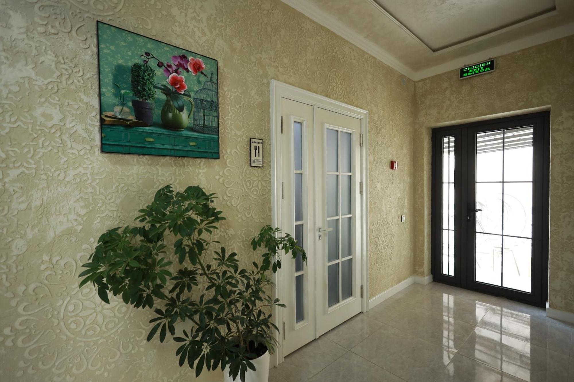 נוקוס Ideal Hotel מראה חיצוני תמונה